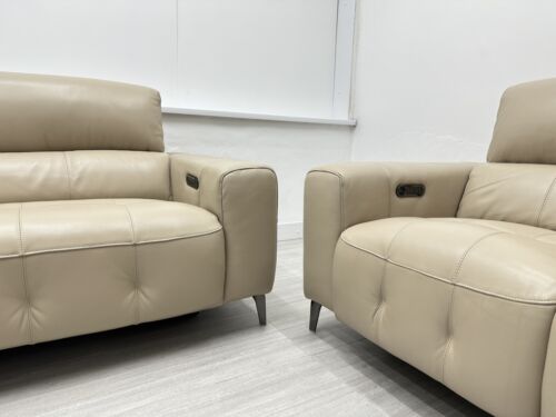 Furniture Village ‘New York’ 3 + 2 Seater in Vanilla Leather