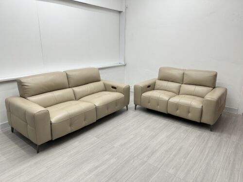 Furniture Village ‘New York’ 3 + 2 Seater in Vanilla Leather