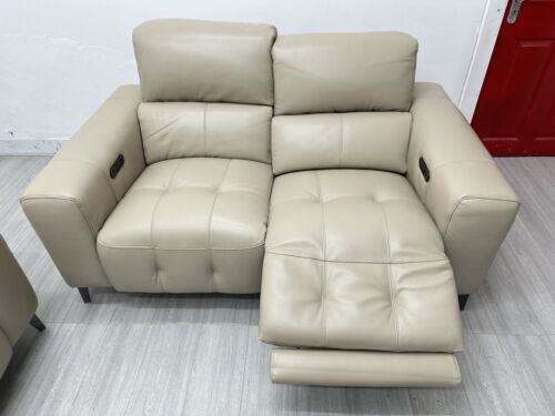 Furniture Village ‘New York’ 3 + 2 Seater in Vanilla Leather